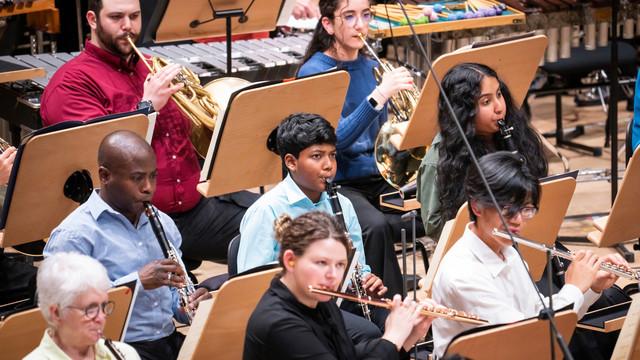 Composing Inclusion featuring the Pre-College 管弦乐队 | New York Philharmonic Young People’s Concert